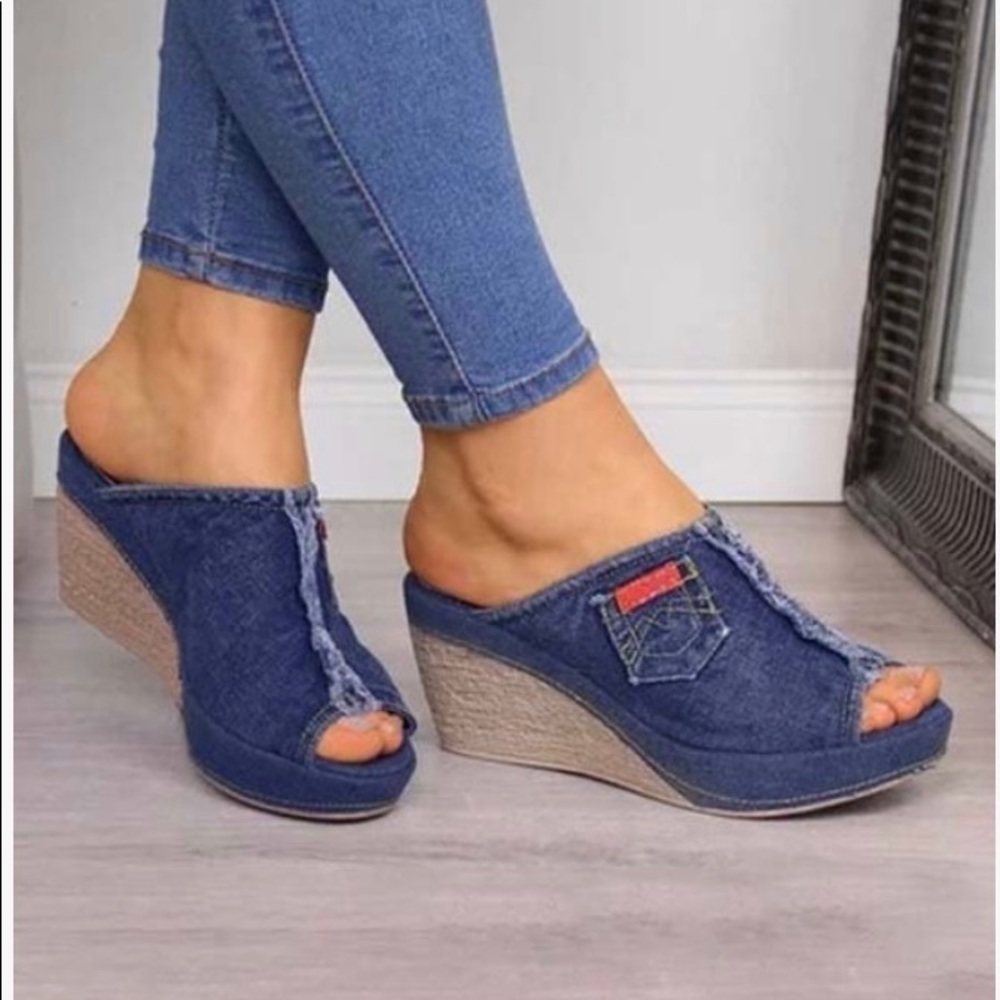 Denim peep toe Wedge